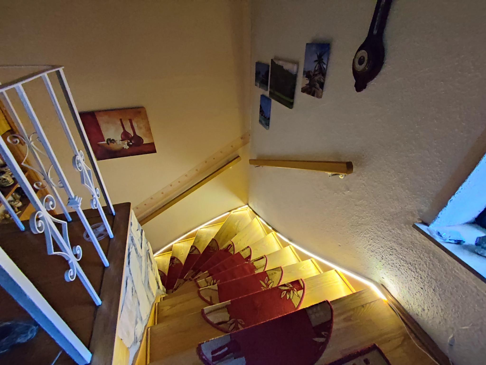 treppenbeleuchtung.jpeg